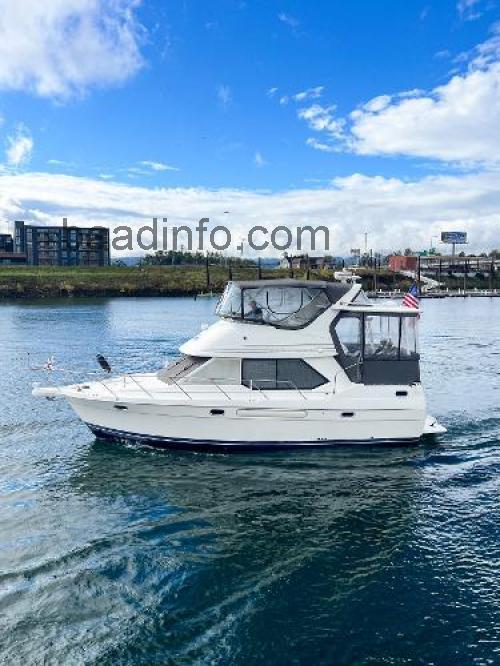 Bayliner 3587 Motoryacht tekniske specifikationer 